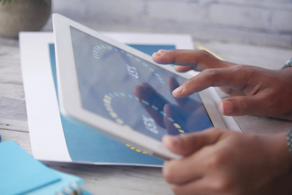How to Use Screen Recording for Workplace Training